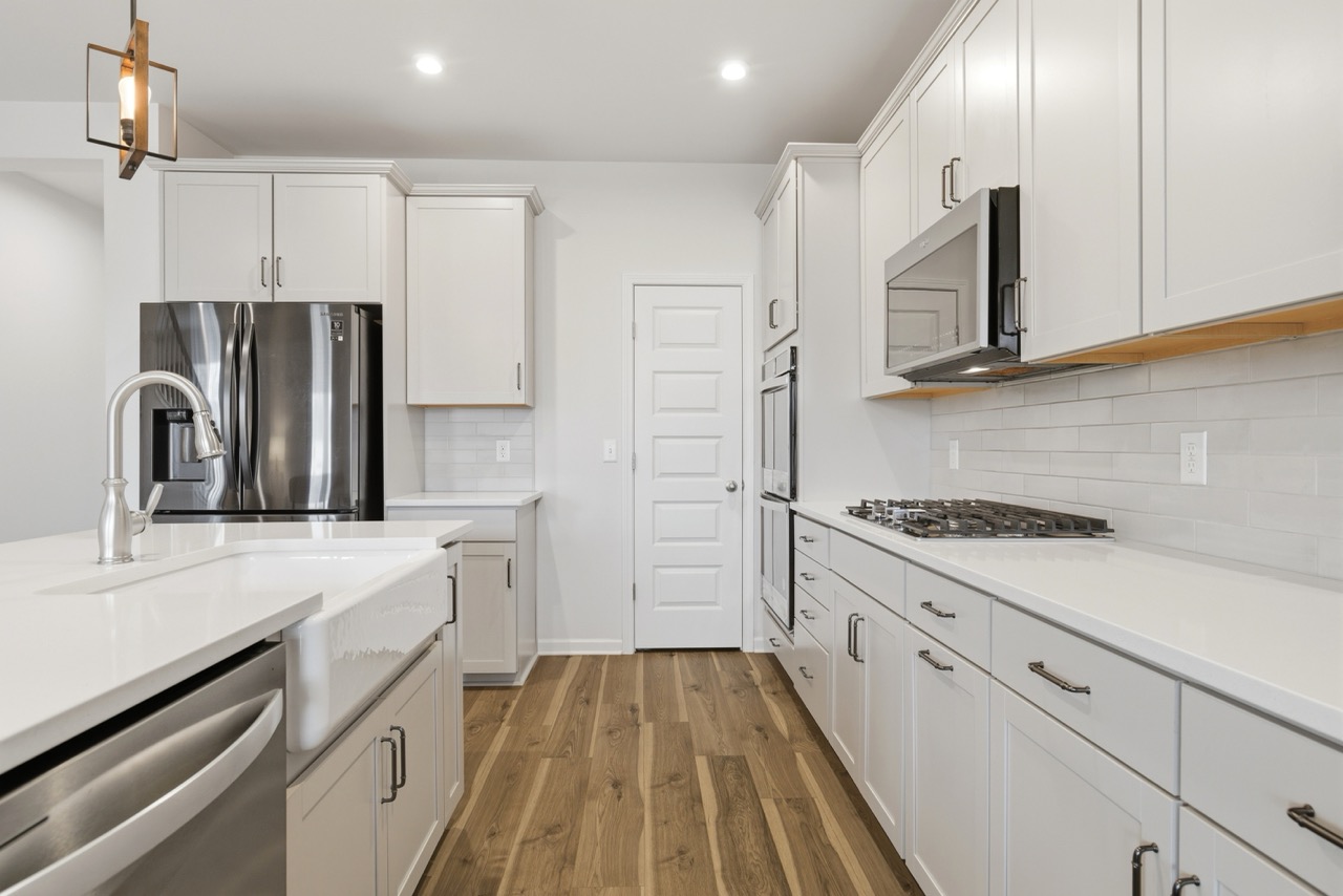Modern White Kitchen