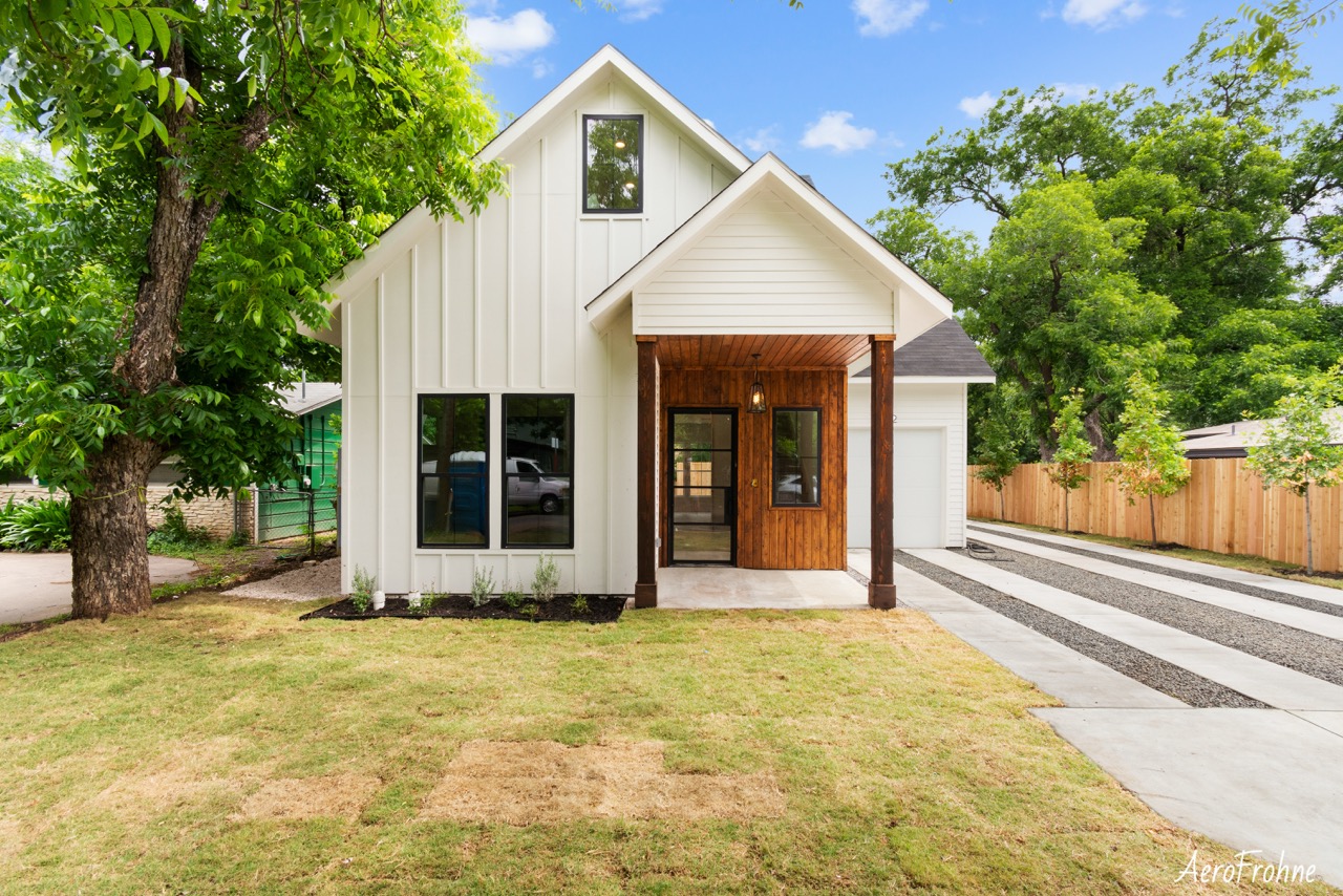 Exterior modern home front elevation