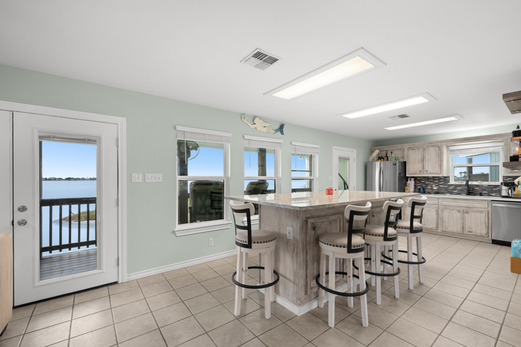 Breakfast nook with bay windows