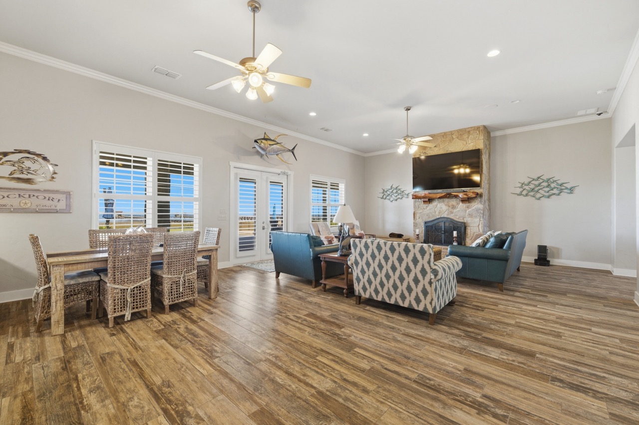 Spacious living area with fireplace